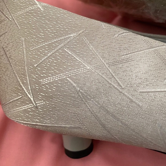 Floral Collection Women’s Evening Shoe - Picture 7 of 9